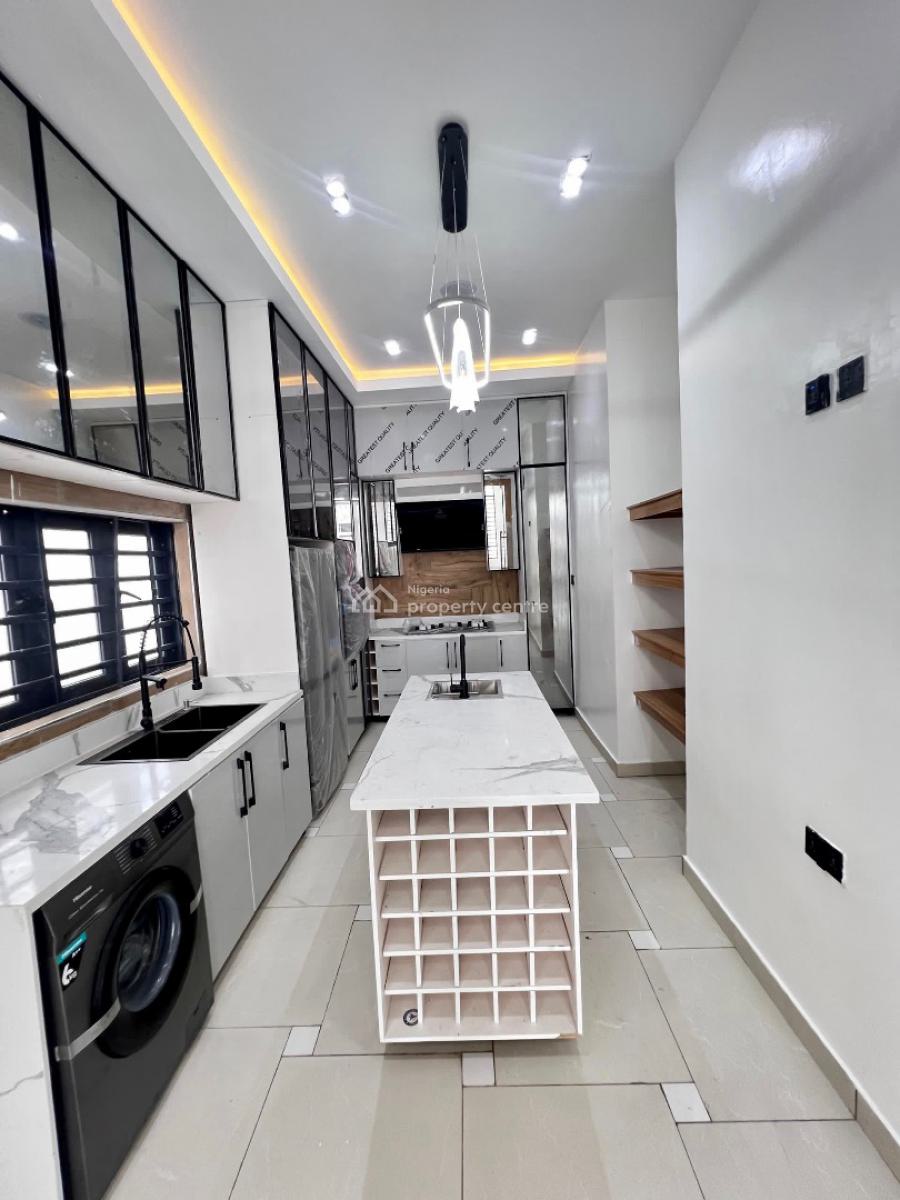 Spacious & Secure Modern Luxury 4-bedroom Detached Duplex with a Bq, Orchid Road, Lekki, Lagos, Detached Duplex for Sale