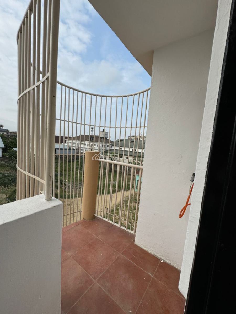 3-bedroom Apartment with Bq in Lekki Phase 1, Lekki Phase 1, Lekki, Lagos, Flat / Apartment for Sale