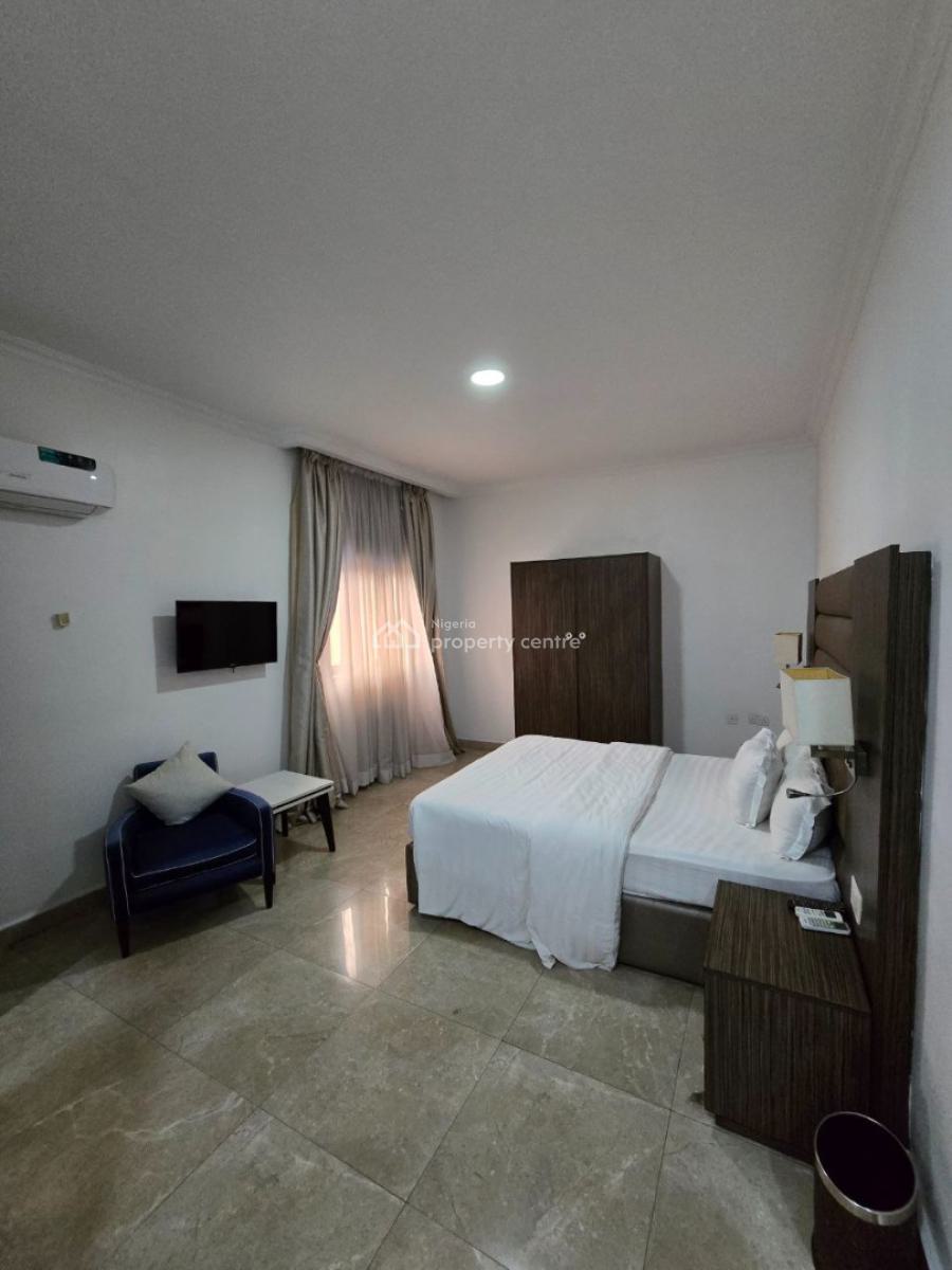 3 Bedroom Apartment with a Room Bq, Victoria Island (vi), Lagos, Flat / Apartment for Rent