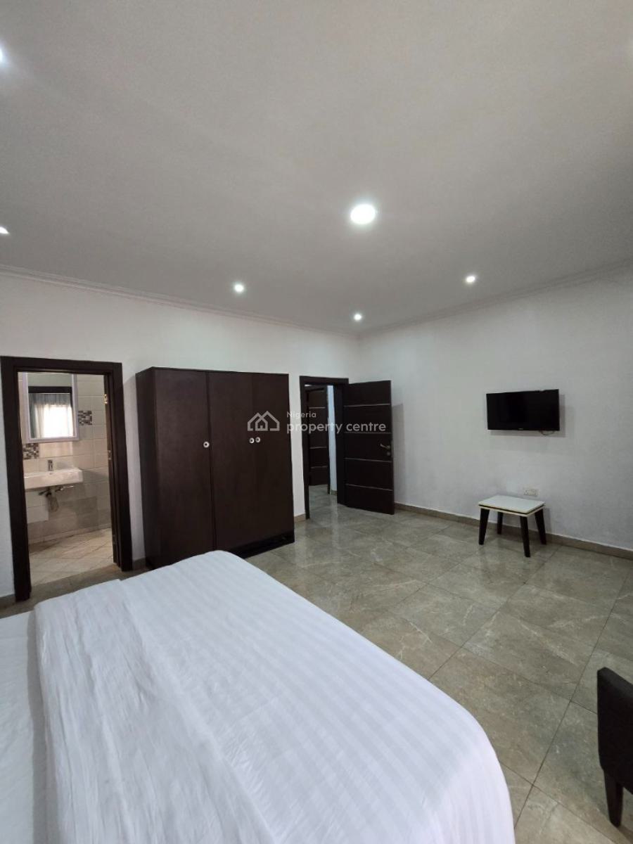 3 Bedroom Apartment with a Room Bq, Victoria Island (vi), Lagos, Flat / Apartment for Rent