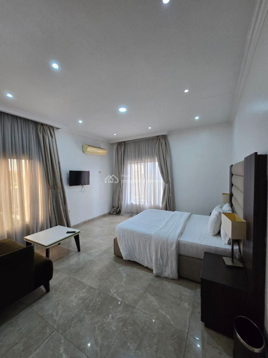 3 Bedroom Apartment with a Room Bq, Victoria Island (vi), Lagos, Flat / Apartment for Rent