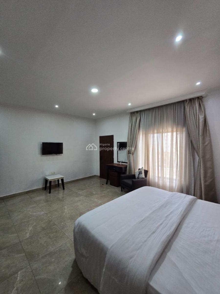 3 Bedroom Apartment with a Room Bq, Victoria Island (vi), Lagos, Flat / Apartment for Rent
