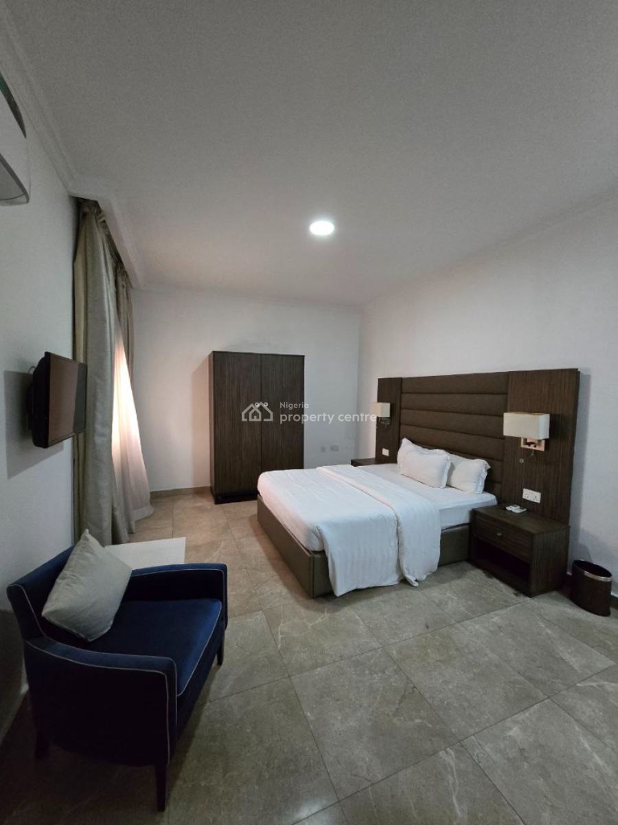 3 Bedroom Apartment with a Room Bq, Victoria Island (vi), Lagos, Flat / Apartment for Rent