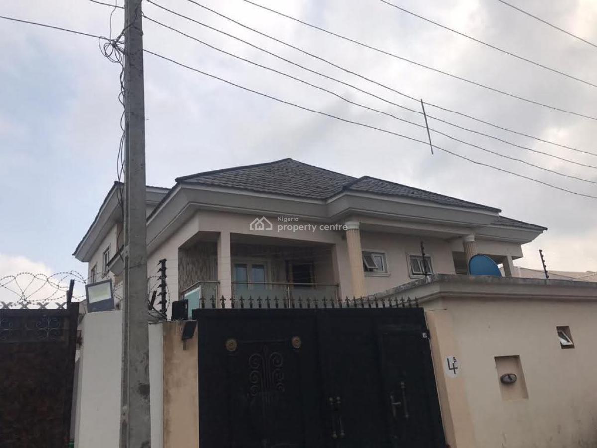 4 Bedrooms Detached Duplex with Bq, Surulere, Lagos, Detached Duplex for Sale