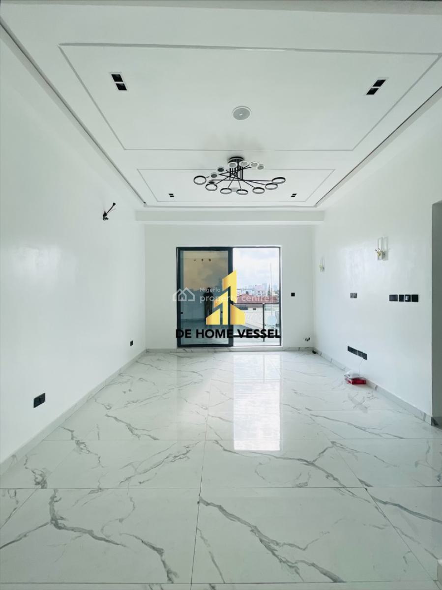 Fantastically Carved Luxury 2 & 3 Bed Apartment with Elevator, Pool, Lekki Phase 1, Lekki, Lagos, Flat / Apartment for Sale