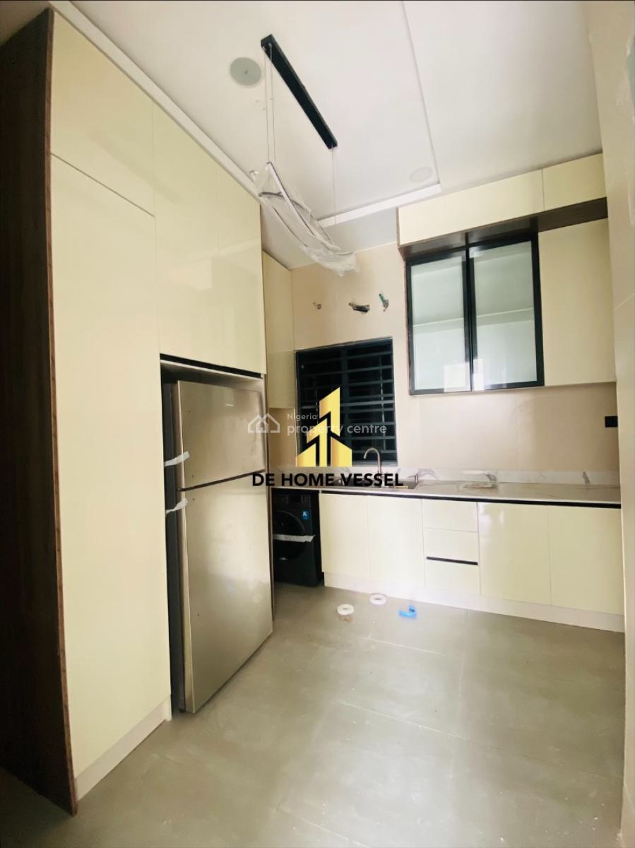 Fantastically Carved Luxury 2 & 3 Bed Apartment with Elevator, Pool, Lekki Phase 1, Lekki, Lagos, Flat / Apartment for Sale