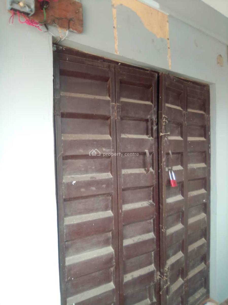 Shop, Around Alade Market, Ikeja, Lagos, Shop for Rent