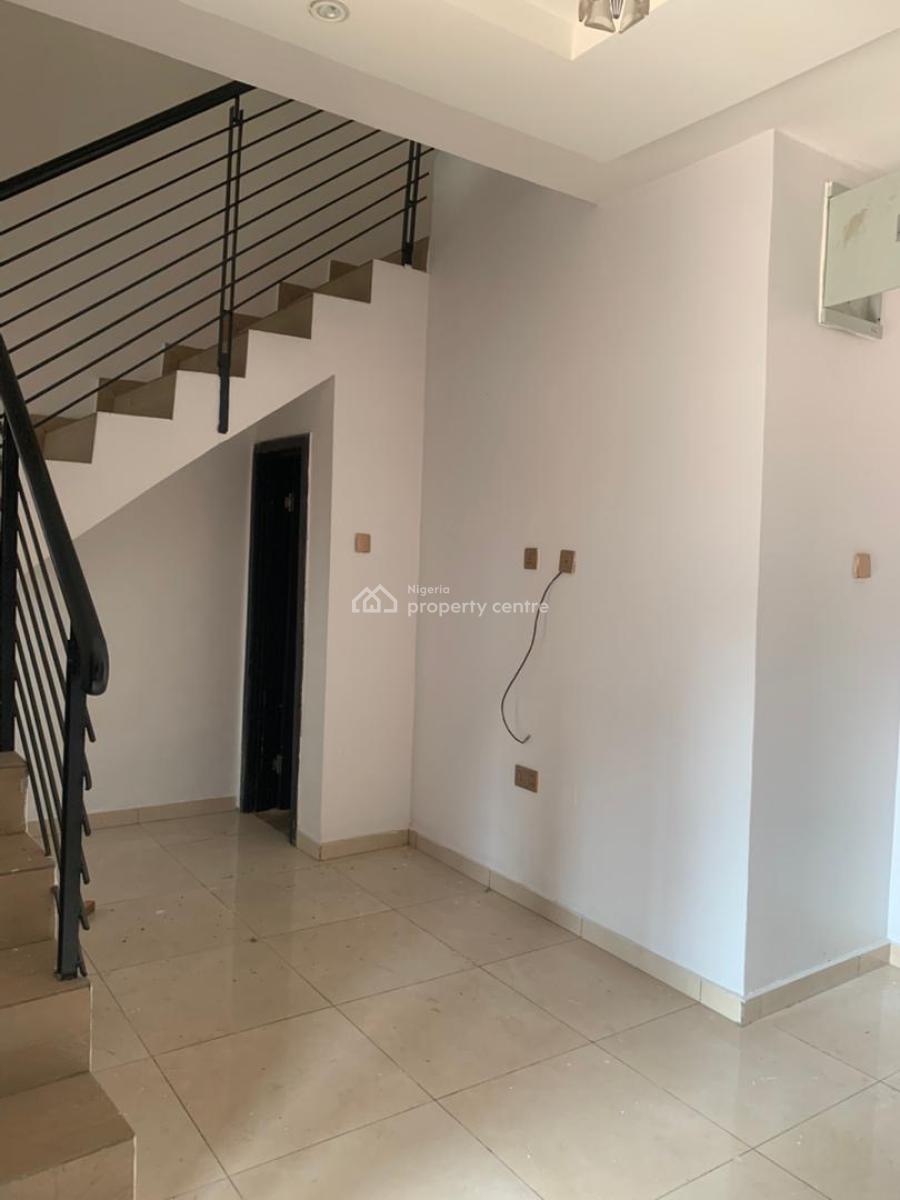 Spacious 4 Bedroom Semi Detached Duplex Within a Nice Environment, Osapa, Lekki, Lagos, Semi-detached Duplex for Rent