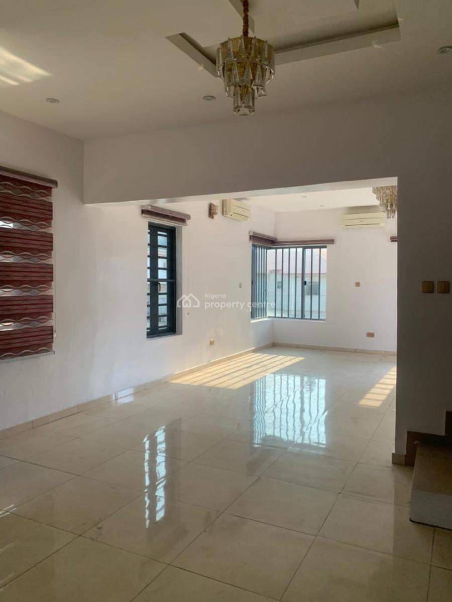 Spacious 4 Bedroom Semi Detached Duplex Within a Nice Environment, Osapa, Lekki, Lagos, Semi-detached Duplex for Rent