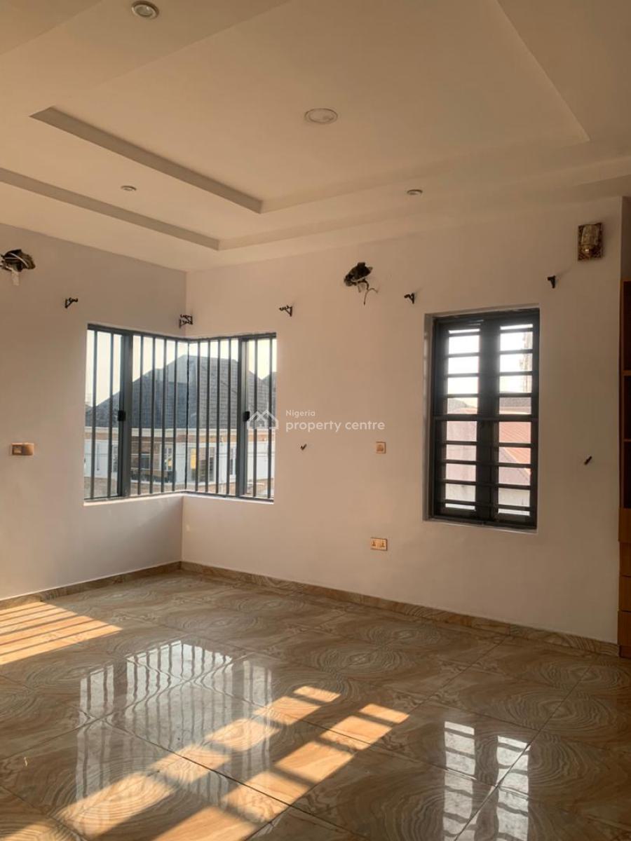 Spacious 4 Bedroom Semi Detached Duplex Within a Nice Environment, Osapa, Lekki, Lagos, Semi-detached Duplex for Rent