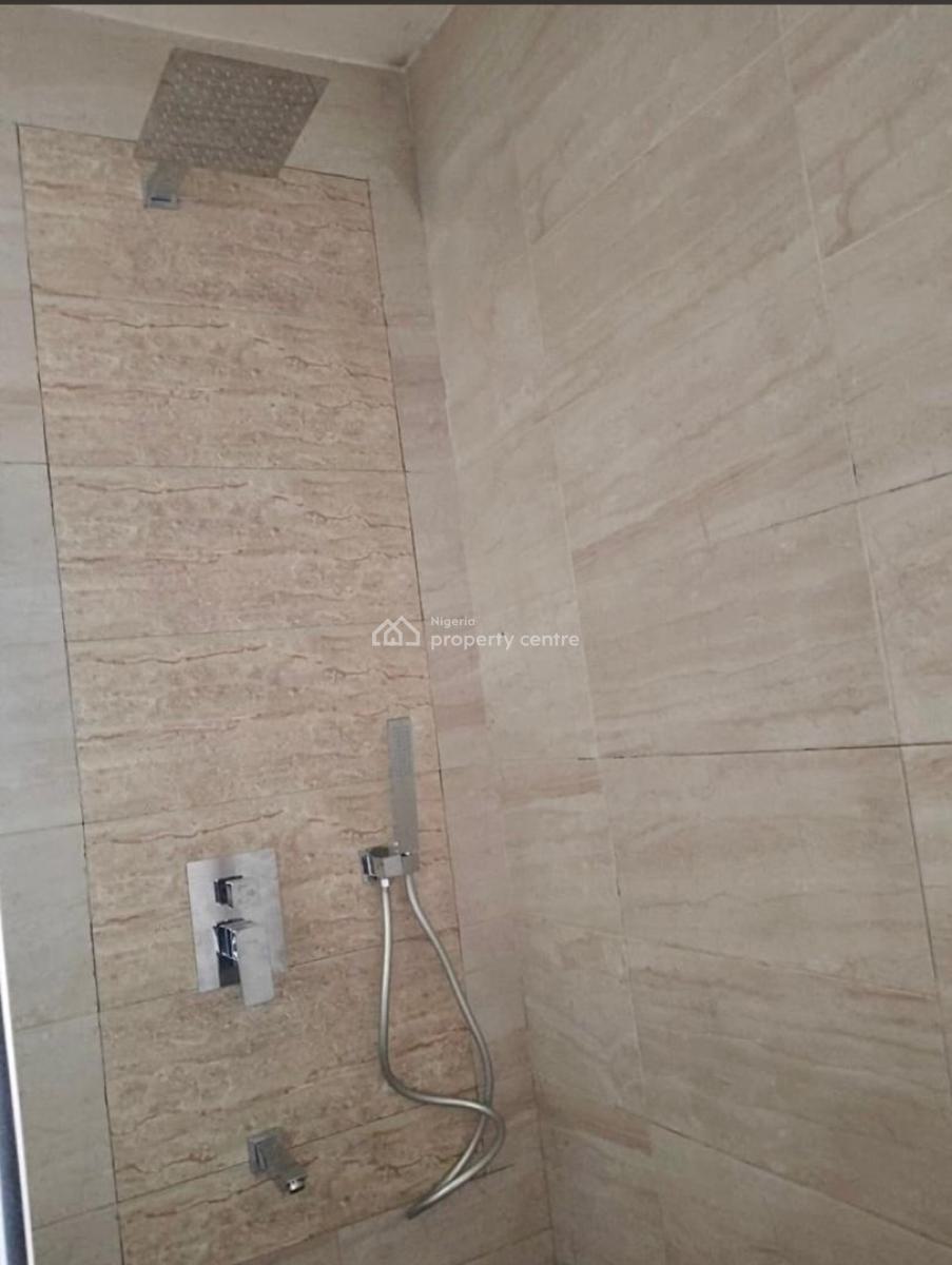 3bedroom Furnished Massionite, Brains and Hammers, Lokogoma District, Abuja, Terraced Bungalow for Sale