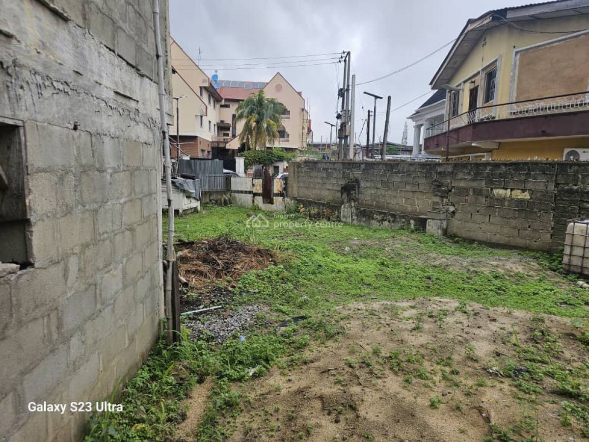 Uncompleted Structure on 534.285sqm, Lagos, Surulere, Lagos, Mixed-use Land for Sale