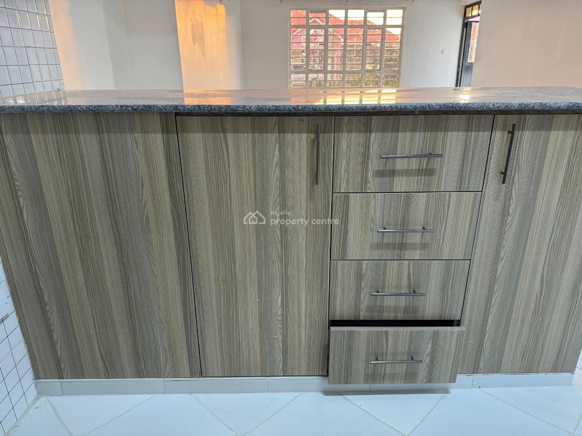 2 Bedroom Apartment, Bariga, Shomolu, Lagos, Flat / Apartment for Rent