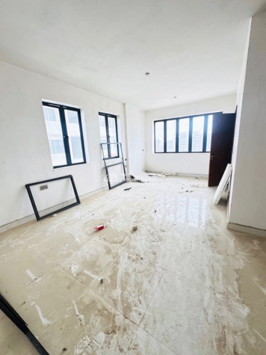 Exquisite 2 Bedroom Loft in a Serviced Court, Off Freedom Way, Lekki Phase 1, Lekki, Lagos, Flat / Apartment for Rent
