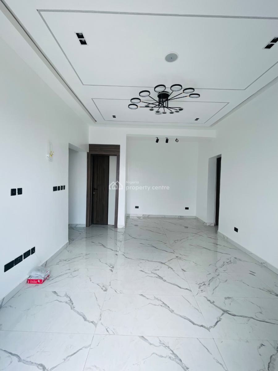 Fantastically Carved Luxury 2 & 3 Bed Apartment with Elevator, Pool, Lekki Phase 1, Lekki, Lagos, Flat / Apartment for Sale