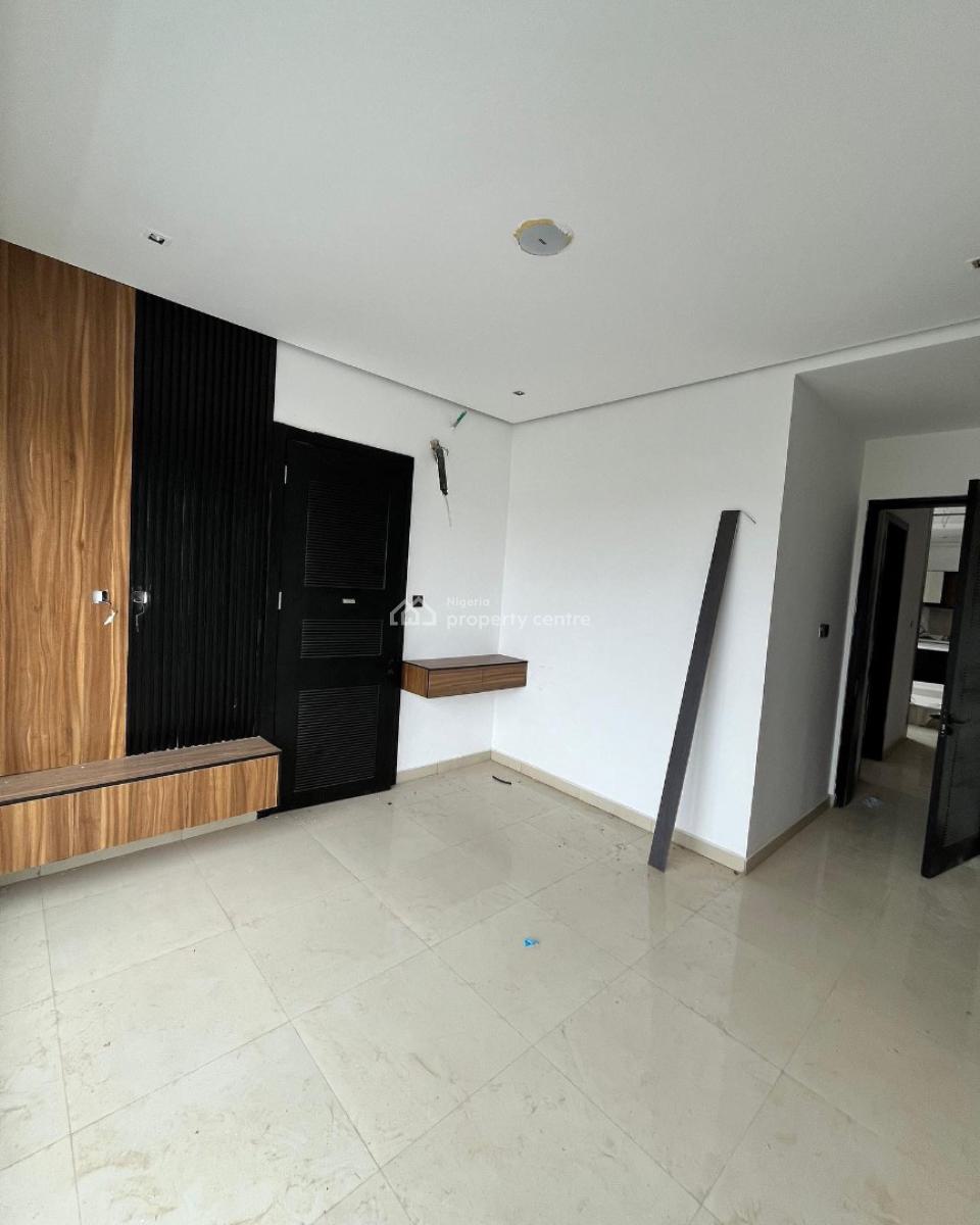 Stunning 2 Bedroom Apartment with Bq, Lekki Phase 1, Lekki Phase 1, Lekki, Lagos, Block of Flats for Sale