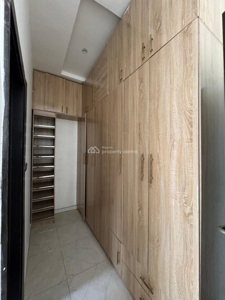Lovely 4 Bedroom Terraced Detached in a Serene Environment, Igbe-efon New Road, Lekki, Lagos, Terraced Duplex for Sale