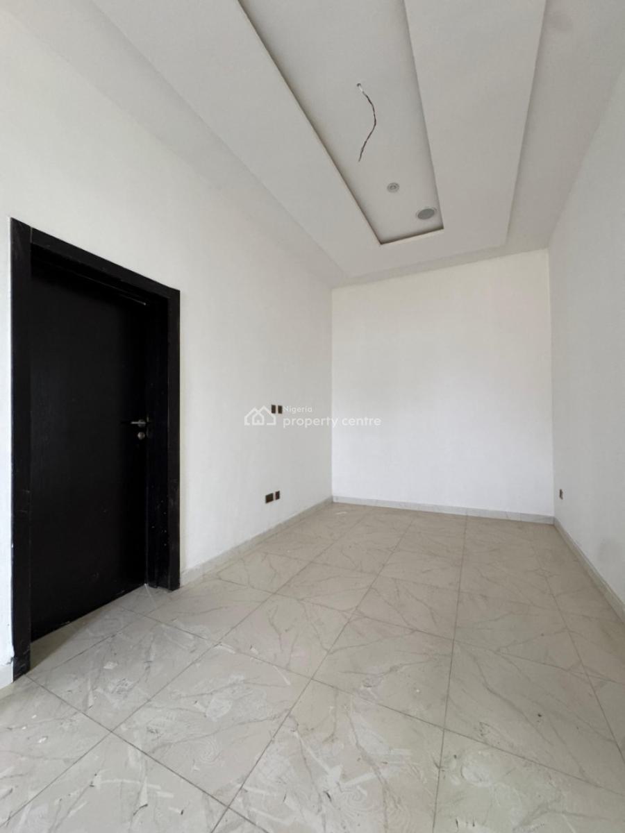 Lovely 4 Bedroom Terraced Detached in a Serene Environment, Igbe-efon New Road, Lekki, Lagos, Terraced Duplex for Sale