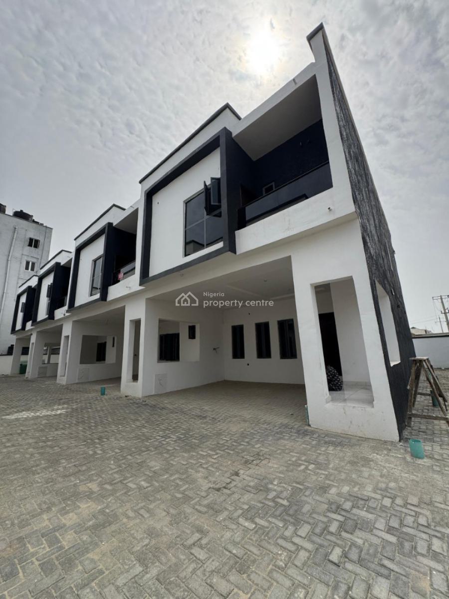 Lovely 4 Bedroom Terraced Detached in a Serene Environment, Igbe-efon New Road, Lekki, Lagos, Terraced Duplex for Sale