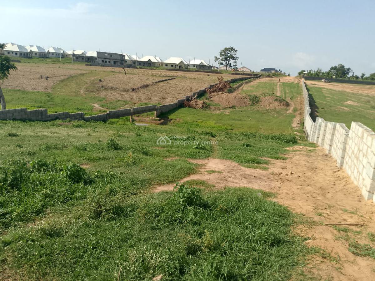 4 Bedrooms Fully Detached Duplex + Bq, Hill Top, After Shelter Gold, Apo, Abuja, Residential Land for Sale