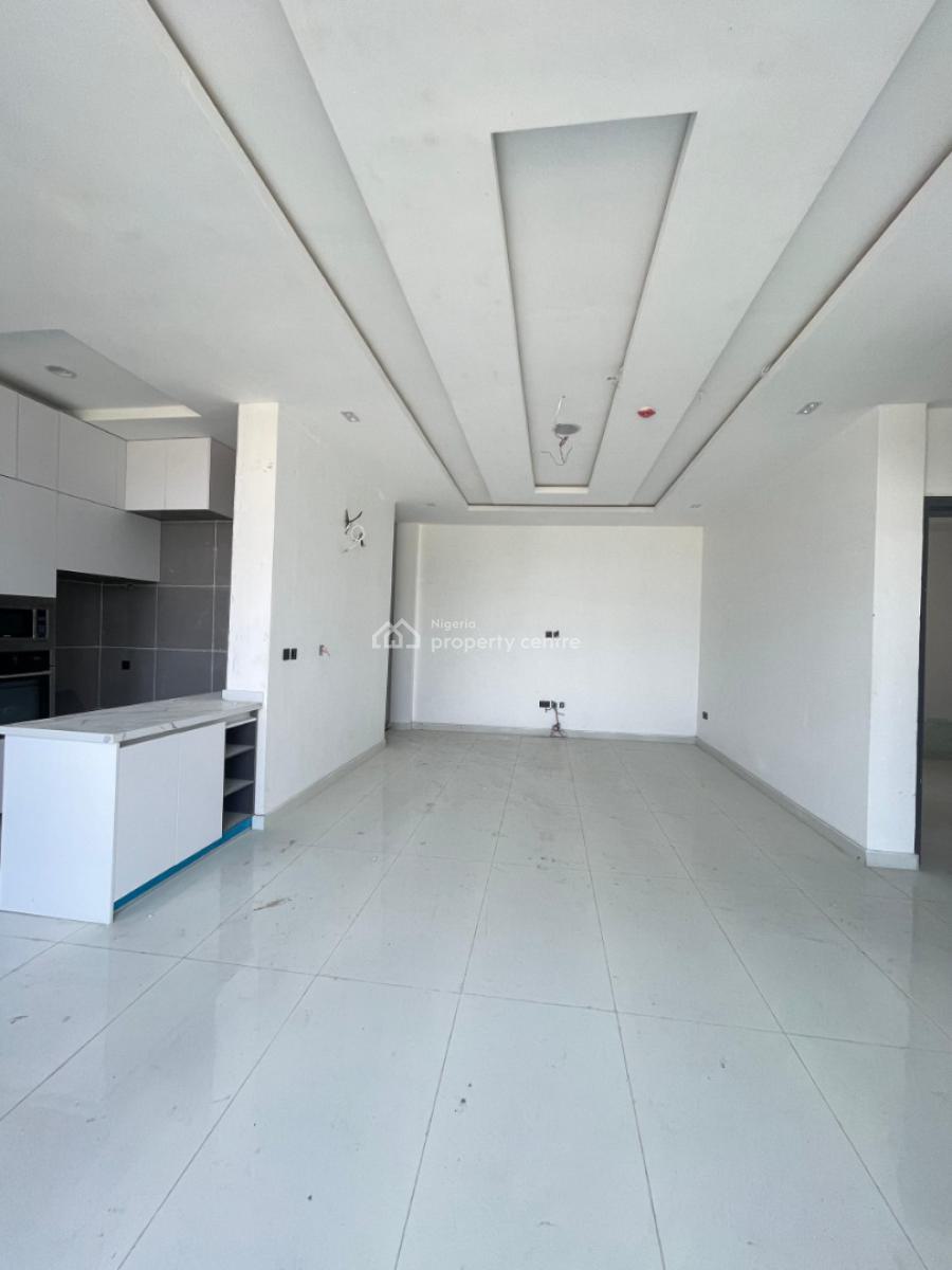 Lovely 2-bedroom Apartment with Elevators, Pool, and Gym, Lekki Phase 1, Lekki, Lagos, Flat / Apartment for Sale