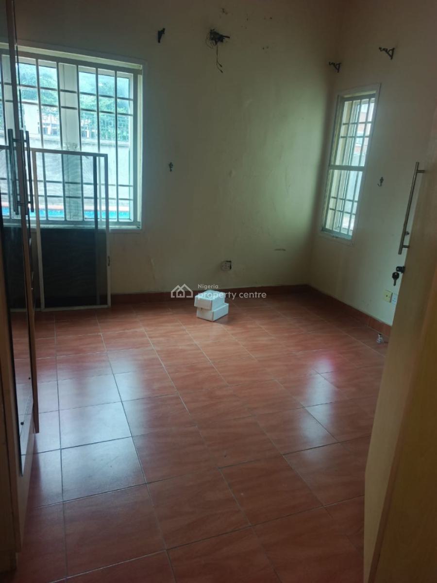Neat 3 Bedroom Apartment Inside a Serene Estate, U3 Estate, Lekki Phase 1, Right Hand Side, Lekki Phase 1, Lekki, Lagos, Flat / Apartment for Rent