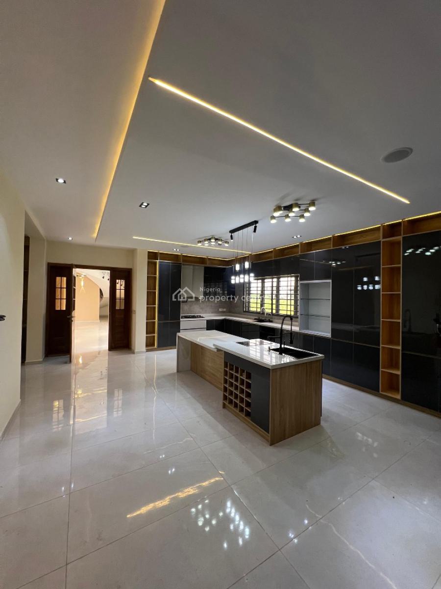 Luxury 5 Bedrooms Duplex, Ajah, Lagos, Terraced Duplex for Sale