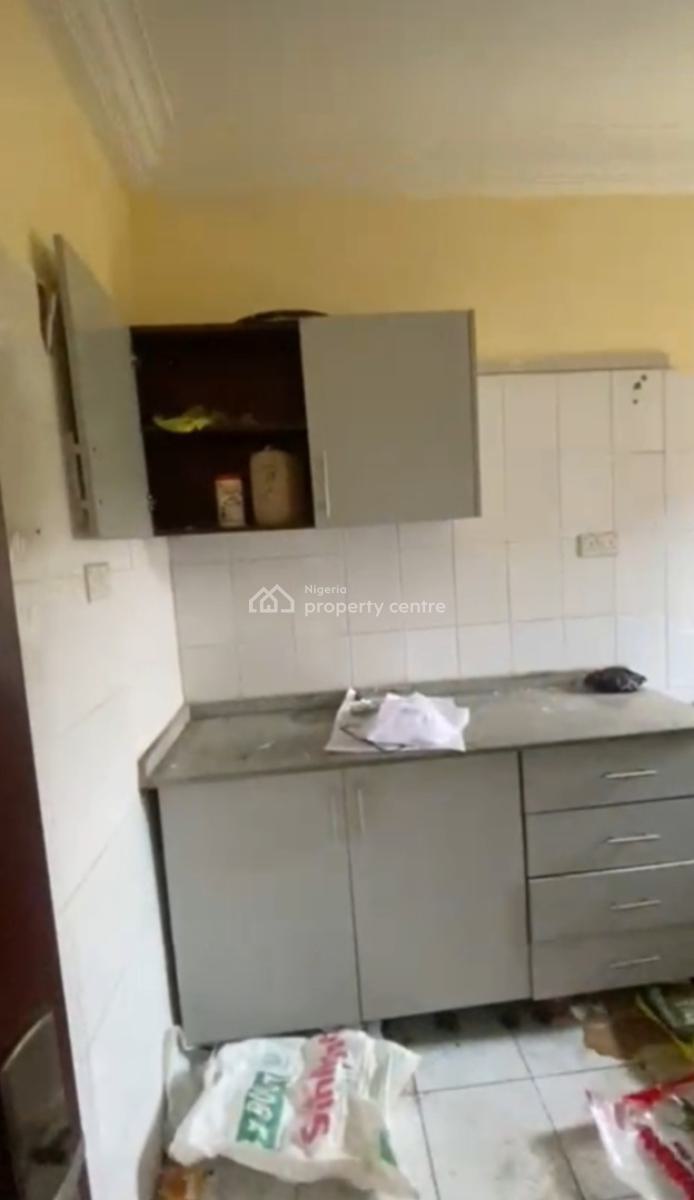 Standard 2 Bedrooms Flat in a Mini Estate, 1st Avenue, Gwarinpa, Abuja, Flat / Apartment for Rent
