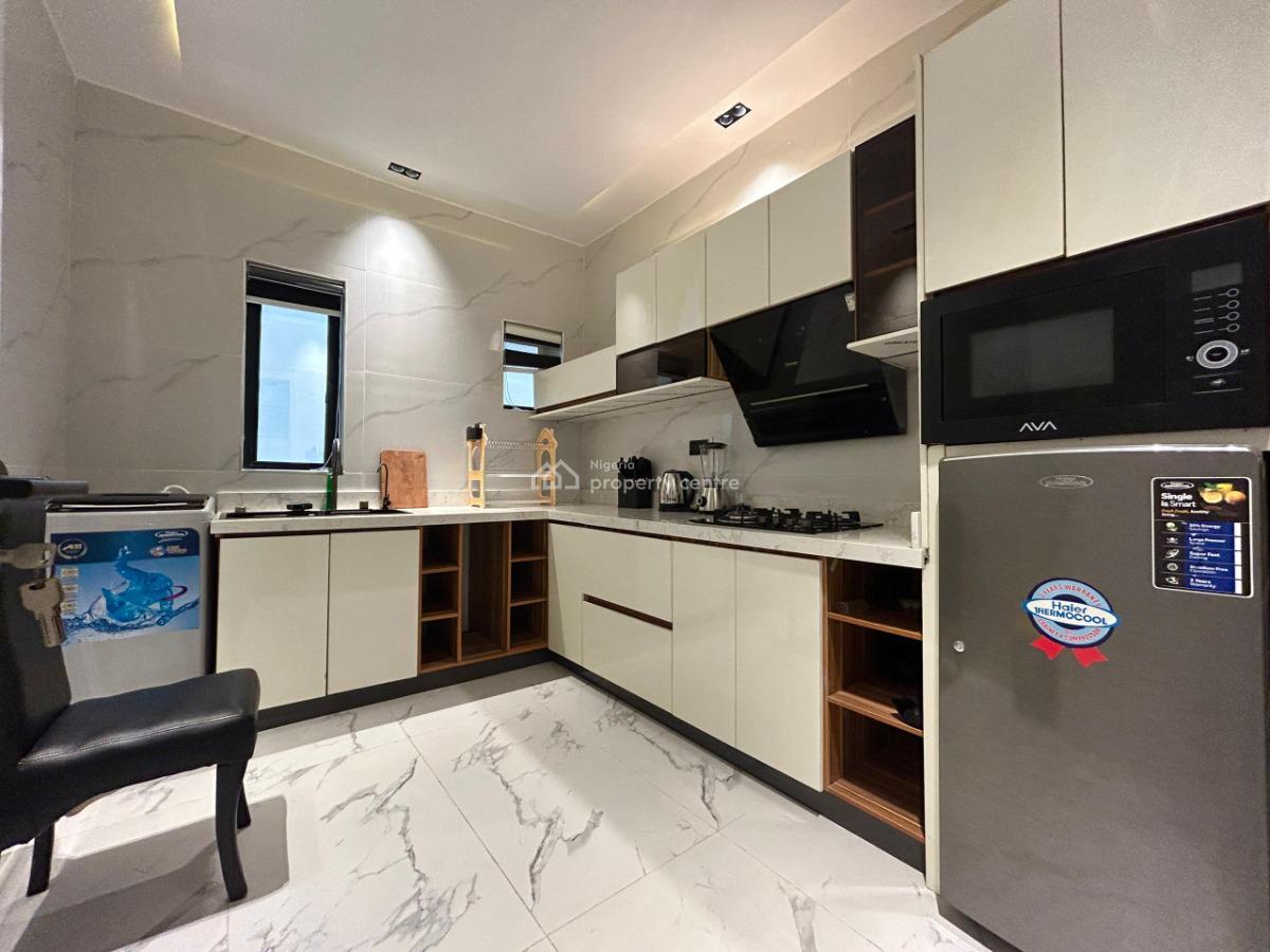 Luxurious 2 Bedrooms Fully Furnished Apartment (2nd Floor), Parkview, Ikoyi, Lagos, Flat / Apartment Short Let