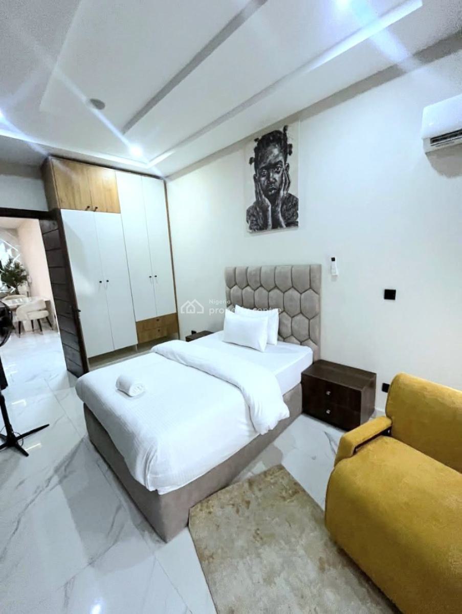 Luxurious 3 Bedrooms Apartment with Pool & Bq, Old Ikoyi, Ikoyi, Lagos, Flat / Apartment for Sale