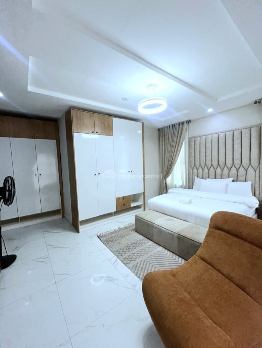 Luxurious 3 Bedrooms Apartment with Pool & Bq, Old Ikoyi, Ikoyi, Lagos, Flat / Apartment for Sale