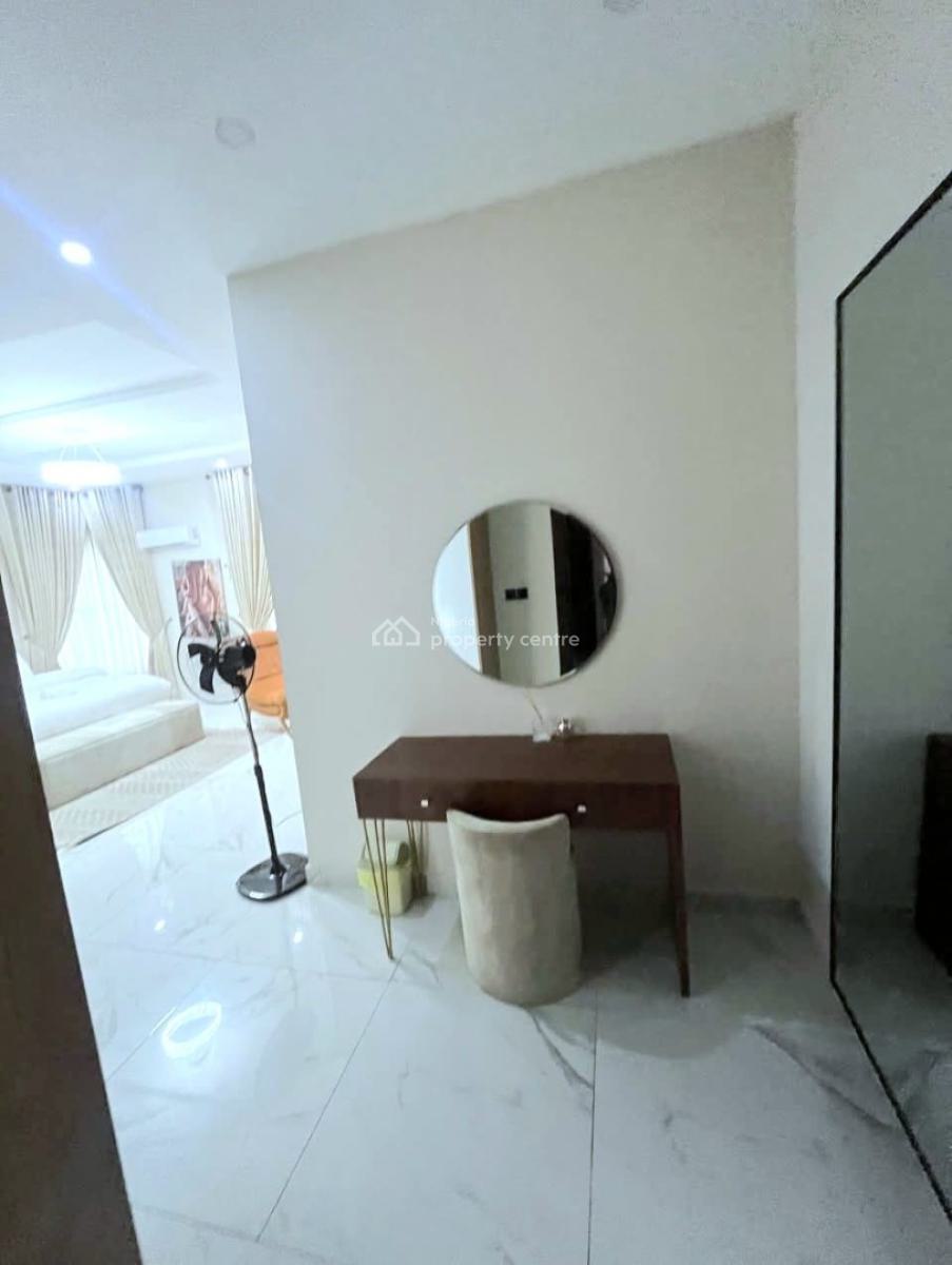 Luxurious 3 Bedrooms Apartment with Pool & Bq, Old Ikoyi, Ikoyi, Lagos, Flat / Apartment for Sale