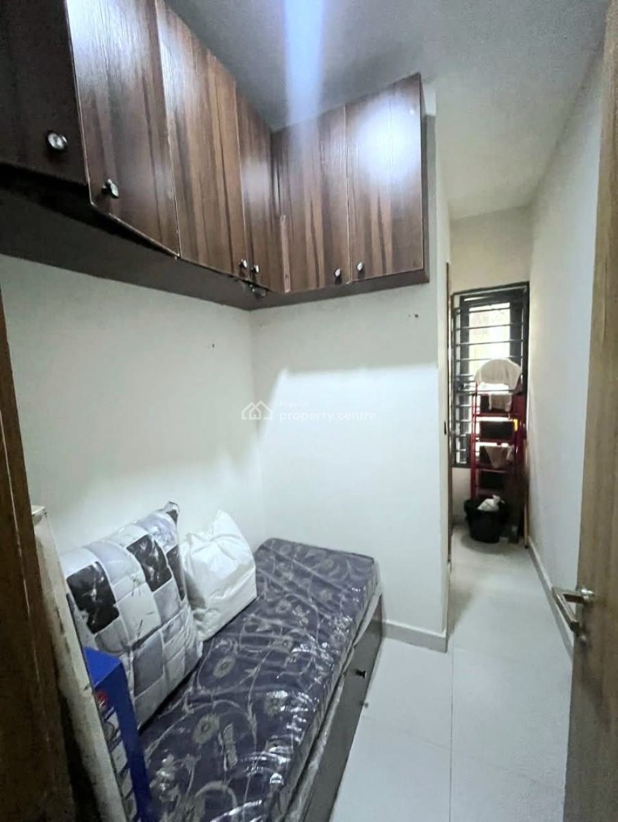 Luxurious 3 Bedrooms Apartment with Pool & Bq, Old Ikoyi, Ikoyi, Lagos, Flat / Apartment for Sale