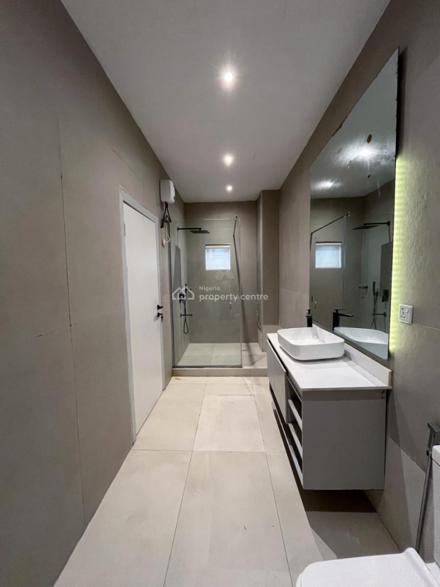 Luxurious 3 Bedroom Apartment Available for Booking, Lekki Phase 1, Lekki, Lagos, Flat / Apartment Short Let