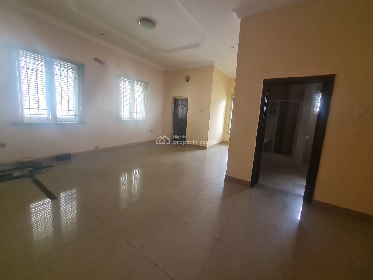 5 Bedroom Semi-detached House with Bq, Ahmed Kasumu Street, Idado, Lekki, Lagos, Semi-detached Duplex for Rent