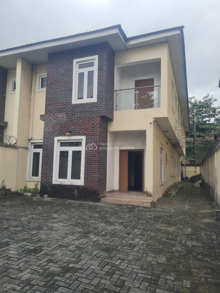 5 Bedroom Semi-detached House with Bq, Ahmed Kasumu Street, Idado, Lekki, Lagos, Semi-detached Duplex for Rent