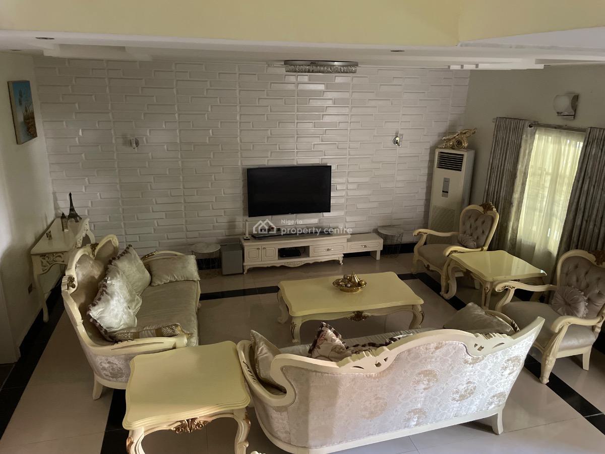 Service 4 Bedrooms Terrace, Chevron Drive, Lekki, Lagos, Terraced Duplex for Sale