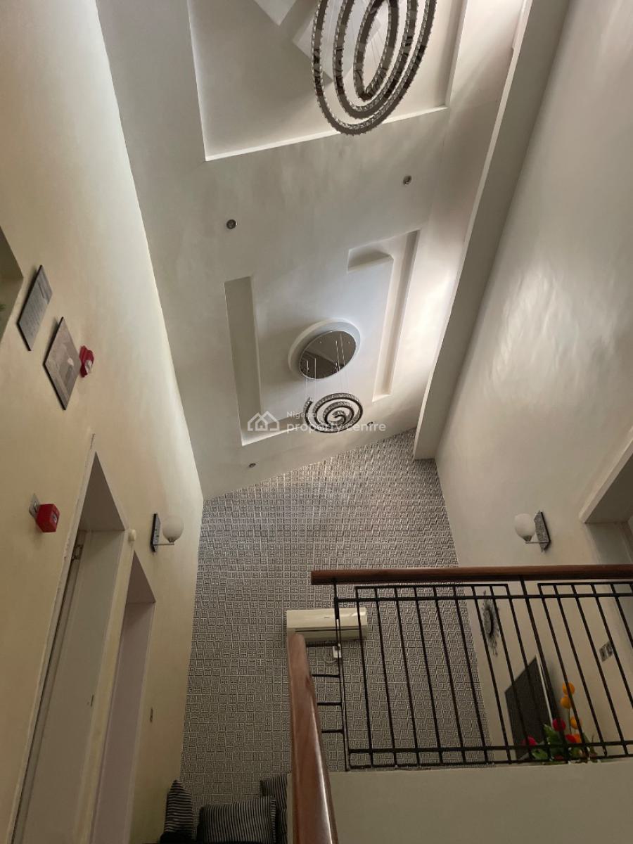 Service 4 Bedrooms Terrace, Chevron Drive, Lekki, Lagos, Terraced Duplex for Sale