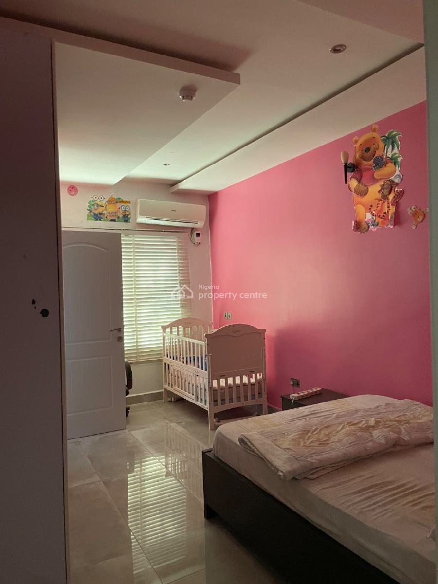 Service 4 Bedrooms Terrace, Chevron Drive, Lekki, Lagos, Terraced Duplex for Sale