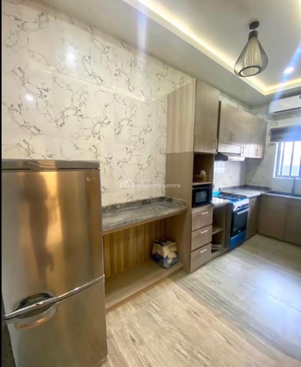Fully Furnished 1 Bedroom Apartment with Pool Gym & Laundry Room, Ologolo, Lekki, Lagos, Flat / Apartment for Rent