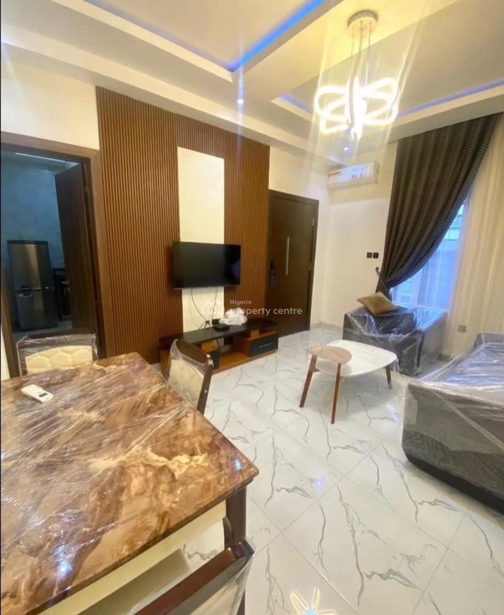 Fully Furnished 1 Bedroom Apartment with Pool Gym & Laundry Room, Ologolo, Lekki, Lagos, Flat / Apartment for Rent