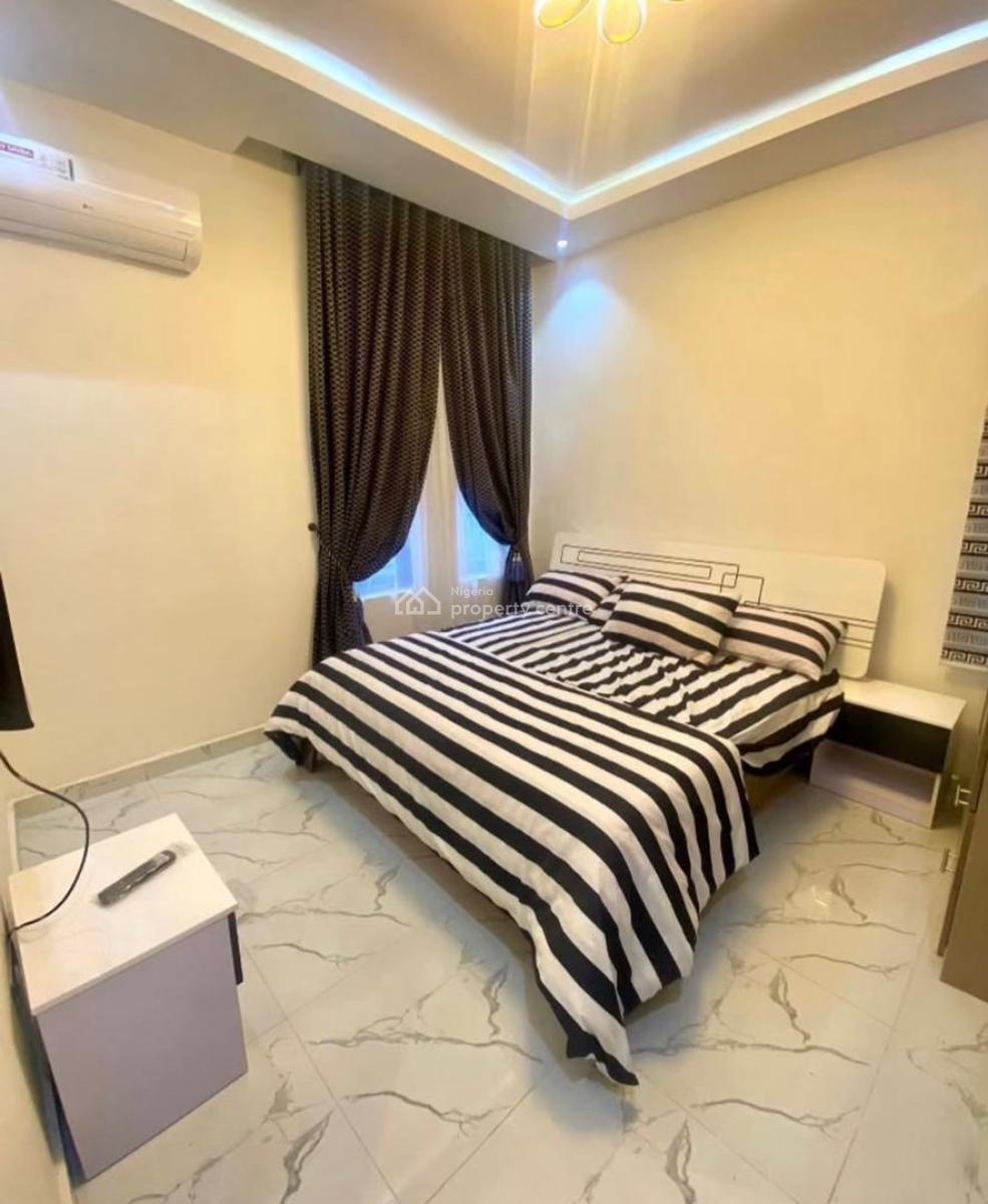 Fully Furnished 1 Bedroom Apartment with Pool Gym & Laundry Room, Ologolo, Lekki, Lagos, Flat / Apartment for Rent