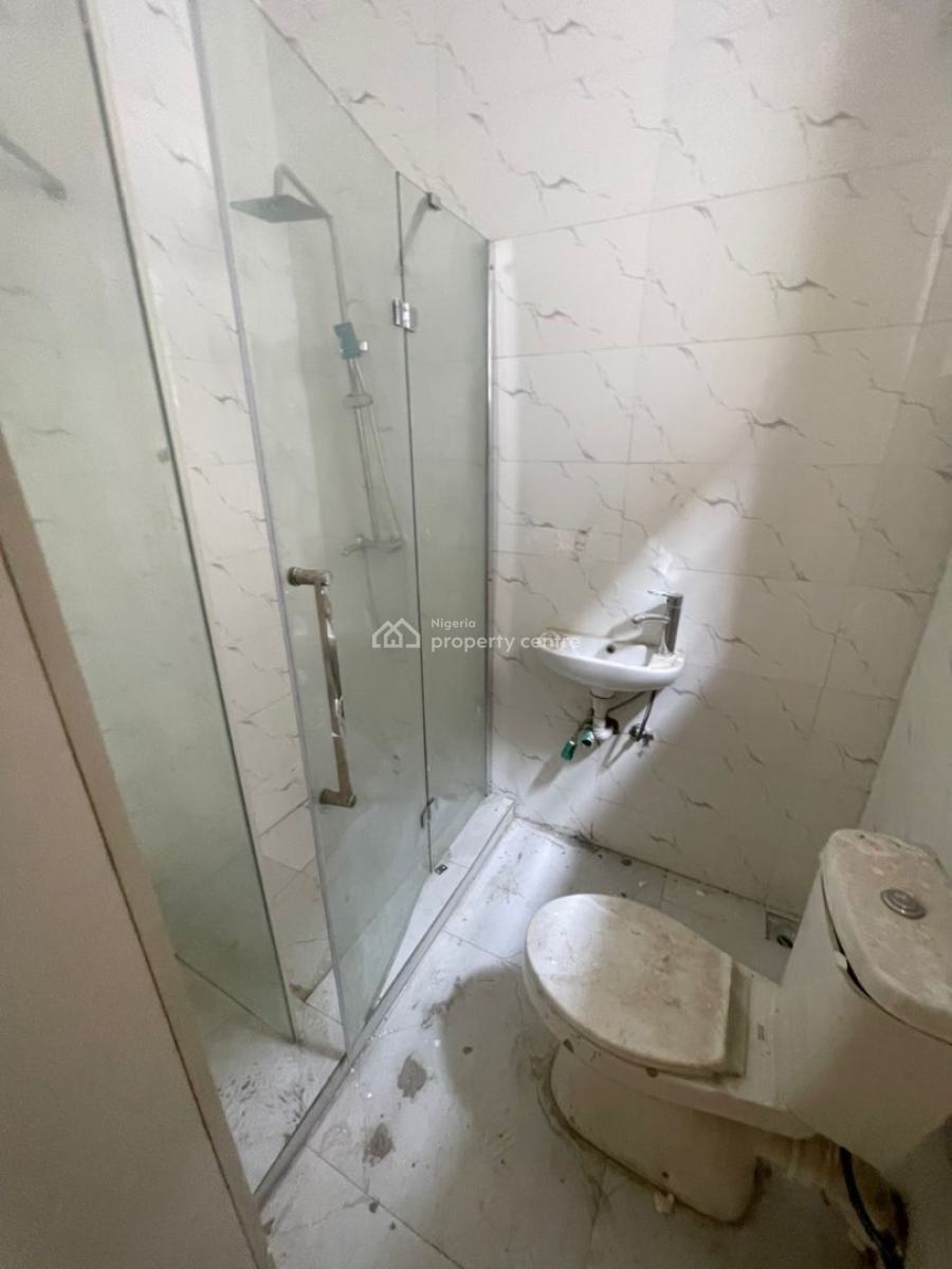 Distress 3bedroom Terrace Vgc, Vgc Lekki Lagos, Vgc, Lekki, Lagos, Terraced Duplex for Sale