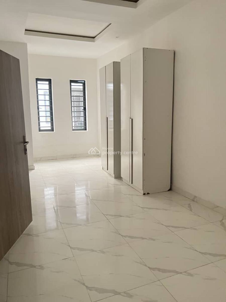Distress 3bedroom Terrace Vgc, Vgc Lekki Lagos, Vgc, Lekki, Lagos, Terraced Duplex for Sale