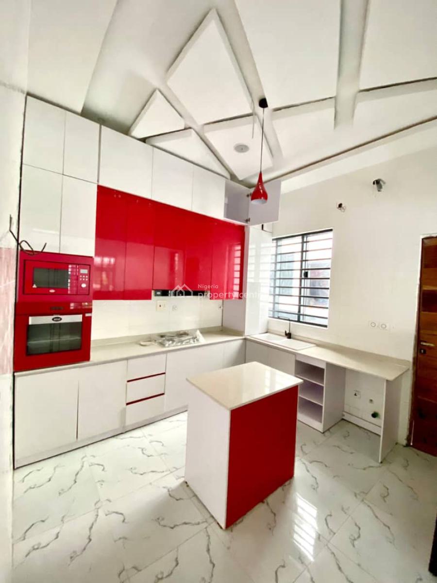 Neat 3 Bedrooms Semi Detached with Bq, Chevron, Lekki, Lagos, Semi-detached Duplex for Rent