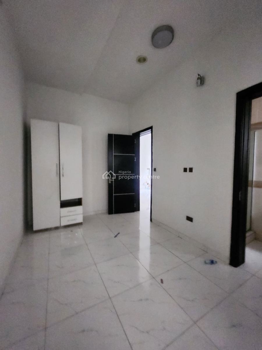 Spacious 4-bedroom Semi-detached Duplex, Orchids, Lekki, Lagos, Detached Duplex for Rent