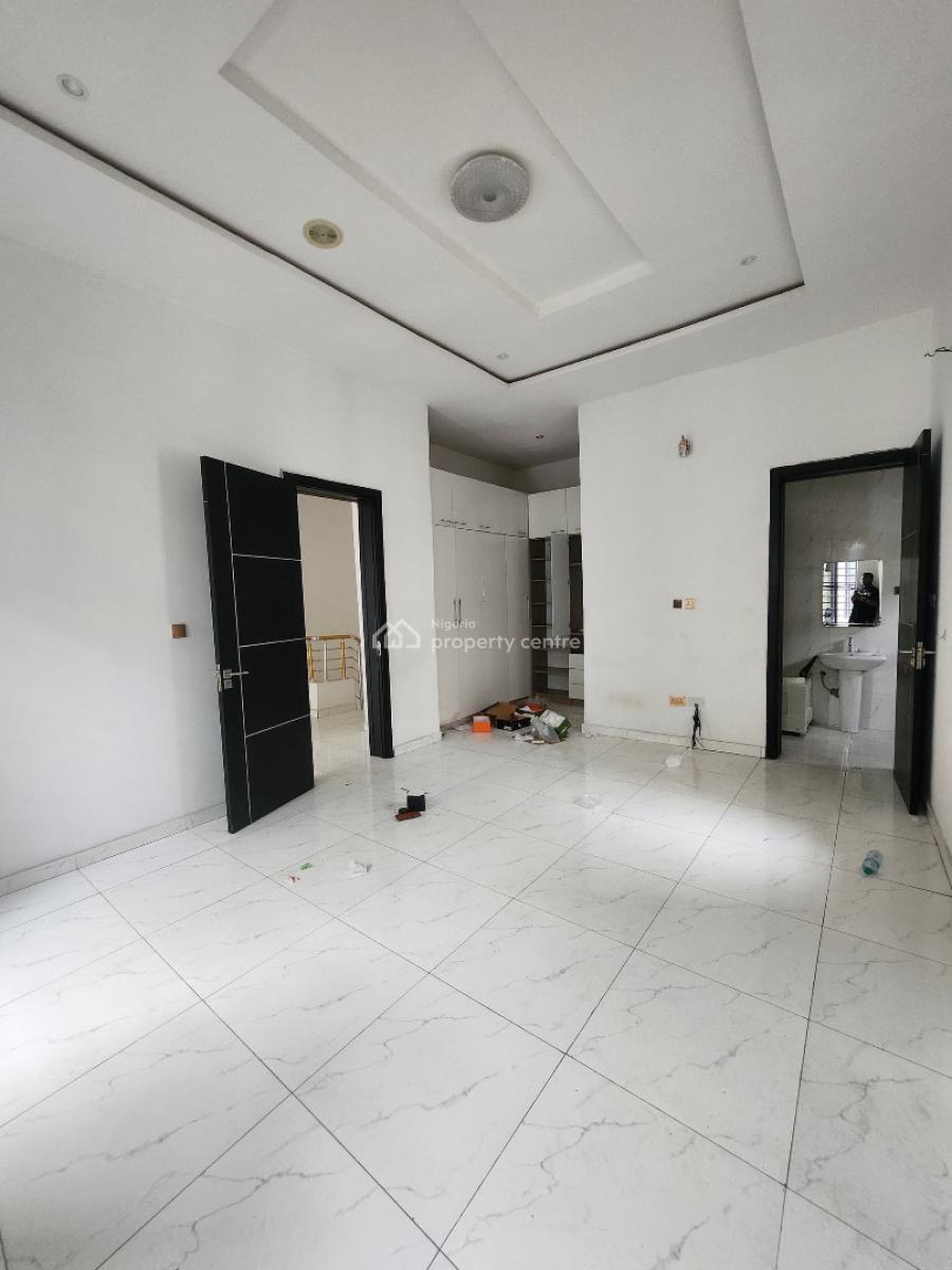 Spacious 4-bedroom Semi-detached Duplex, Orchids, Lekki, Lagos, Detached Duplex for Rent