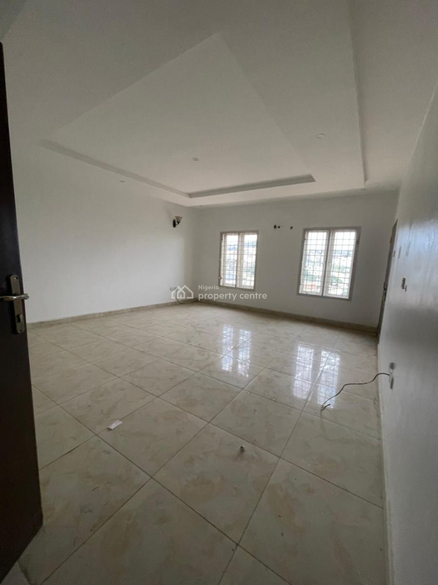Corner Piece 4 Bedroom Terrace Duplex, 2 Sitting Room and Bq, Close to Coza, Guzape District, Abuja, Terraced Duplex for Rent