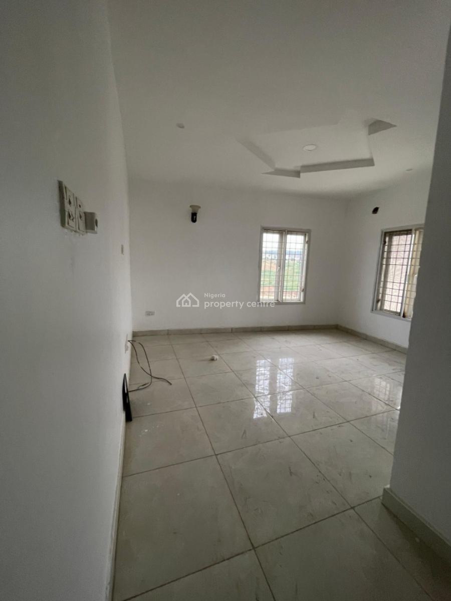 Corner Piece 4 Bedroom Terrace Duplex, 2 Sitting Room and Bq, Close to Coza, Guzape District, Abuja, Terraced Duplex for Rent