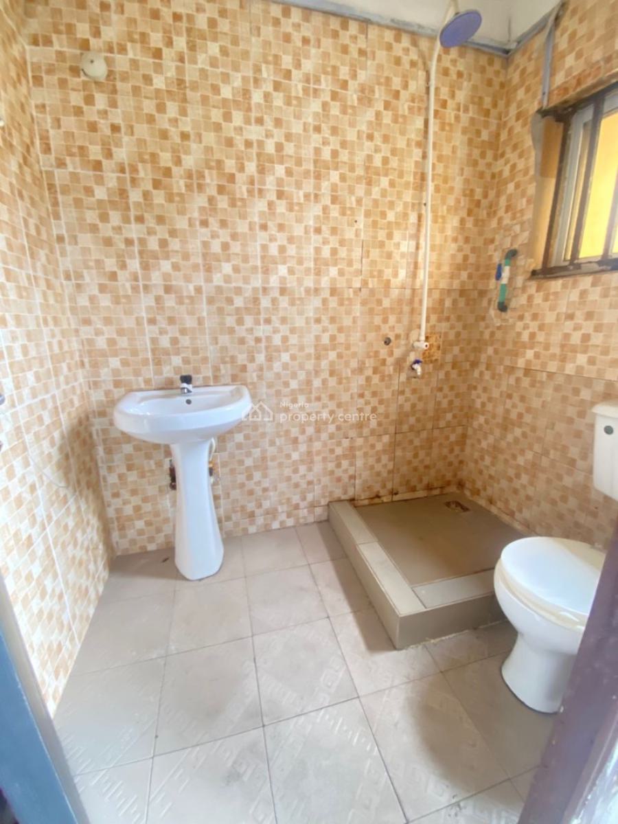 Clean 3 Bedroom Apartment, Around Olokonla, Sangotedo, Ajah, Lagos, Flat / Apartment for Rent